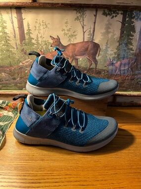 Nike Free Run Women's Navy Blue Knit running Sneakers denim friendly